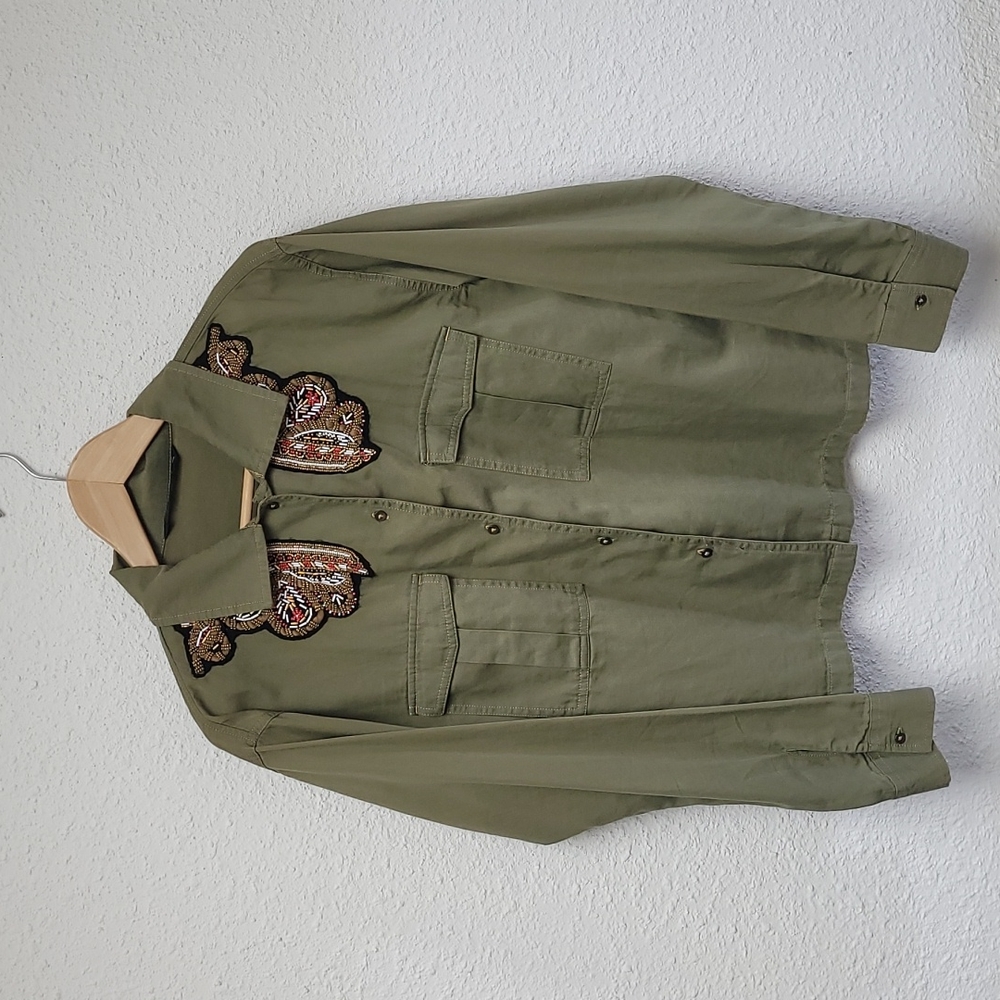 Zara Green Khaki Long Sleeve Embroidered Button Up Shirt; Size Medium